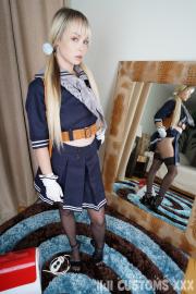 Lily Bell - Sucker Punch  Gallery - Photo 10