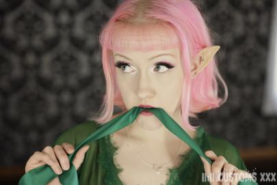 Evie The Elfie! Gallery - Photo 28