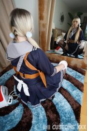 Lily Bell - Sucker Punch  Gallery - Photo 16