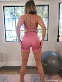 Hawaiian Workout! Gallery - Photo 8