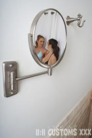 Bathtub Body Art: Chloe & Skylar’s Painted Passion Gallery - Photo 3